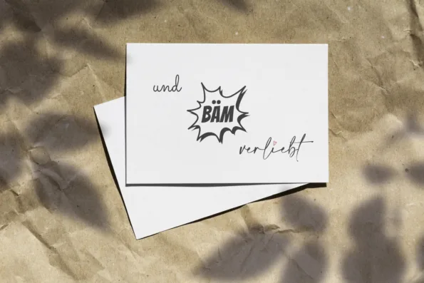 Postkarte - Und BÄM verliebt